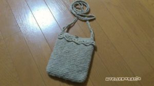 編み図 玉編みフリルのポシェット かぎ針編みの無料編み図 Atelier Mati