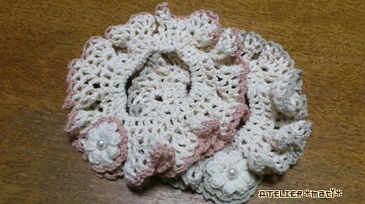 編み図 お花のモチーフシュシュ かぎ針編みの無料編み図 Atelier Mati