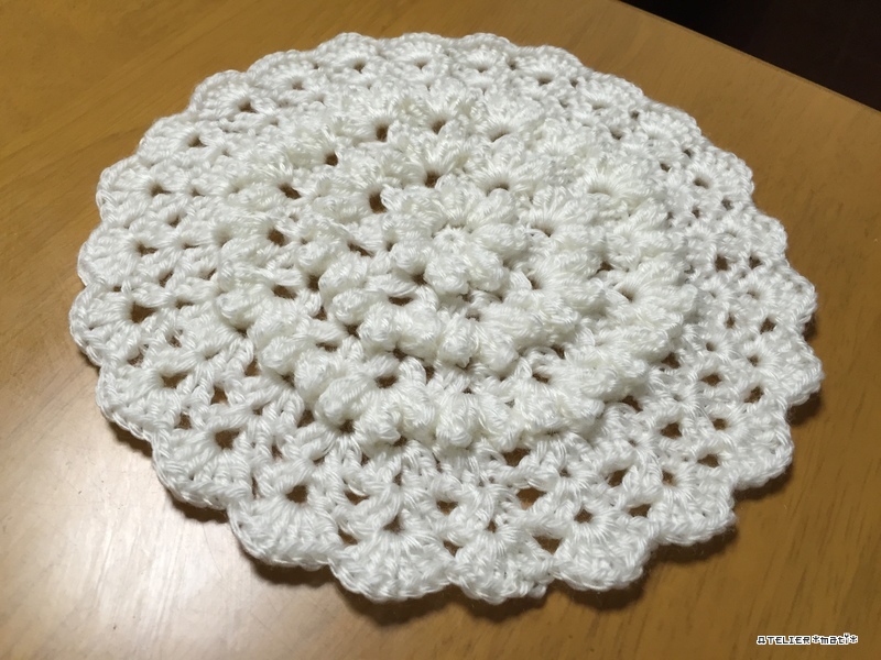 編み図 ぷっくりパプコーン編みのドイリー かぎ針編みの無料編み図 Atelier Mati
