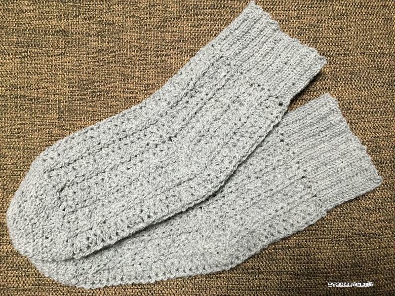 編み図 履き口が伸びる引き上げ編みのソックス かぎ針編みの無料編み図 Atelier Mati
