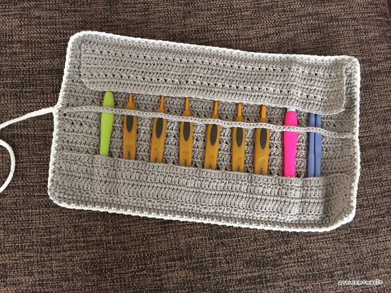 編み図 交差編みで編むかぎ針ケース かぎ針編みの無料編み図 Atelier Mati
