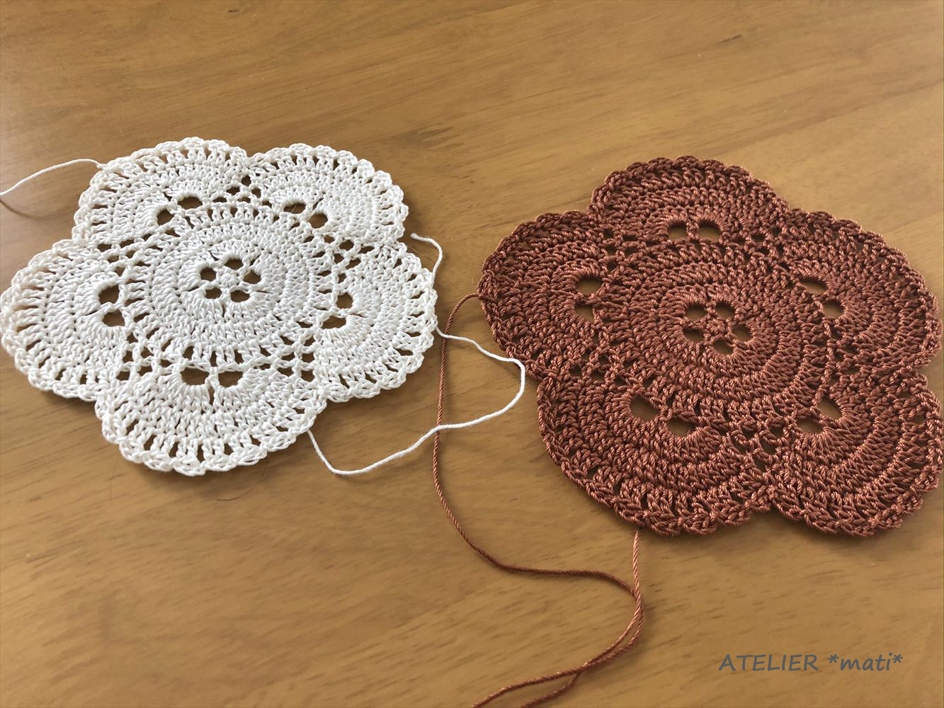 バイラス編みで梅の花みたいなミニドイリー | かぎ針編みの無料編み図 ATELIER *mati*